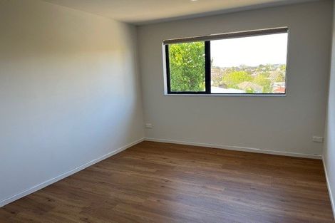 Photo of property in 38 Greenhill Crescent, Pakuranga, Auckland, 2010