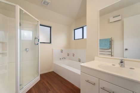 Photo of property in 7 Myers Grove, Churton Park, Wellington, 6037