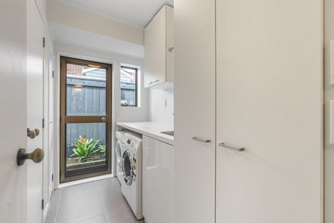 Photo of property in 1/136 Calliope Road, Stanley Point, Auckland, 0624