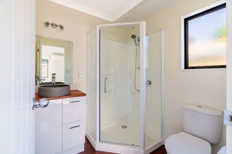 Photo of property in 5 Elenora Close, Grandview Heights, Hamilton, 3200