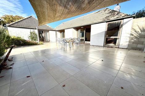 Photo of property in 23 Helmores Lane, Merivale, Christchurch, 8014