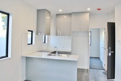 Photo of property in 8/3 Abbotleigh Avenue, Te Atatu Peninsula, Auckland, 0610