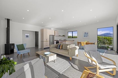 Photo of property in 15 Rose Street, Raglan, 3225