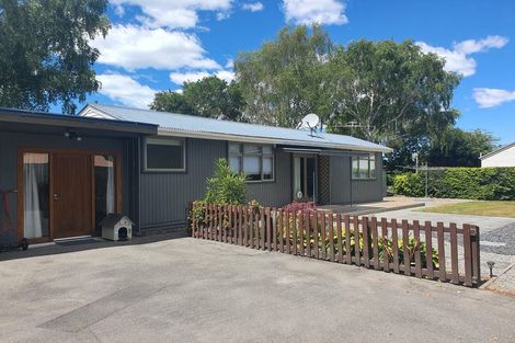 Photo of property in 1/17 Barnes Road, Redwood, Christchurch, 8051