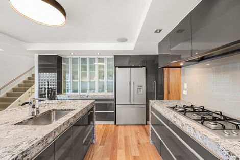 Photo of property in 2/88 Hautana Street, Woburn, Lower Hutt, 5010