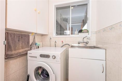 Photo of property in 6 Ranfurly Place, Te Kamo, Whangarei, 0112