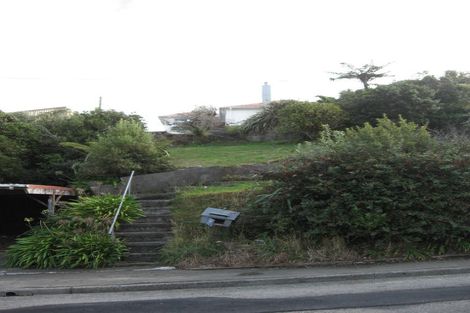 Photo of property in 72 Ruskin Road, Newlands, Wellington, 6037