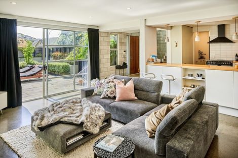 Photo of property in 51 Amesbury Drive, Churton Park, Wellington, 6037