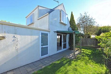 Photo of property in 22 Coles Place, St Albans, Christchurch, 8014
