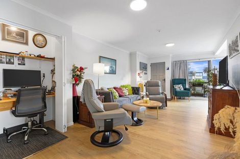 Photo of property in 23 Victoria Road, Mount Maunganui, 3116