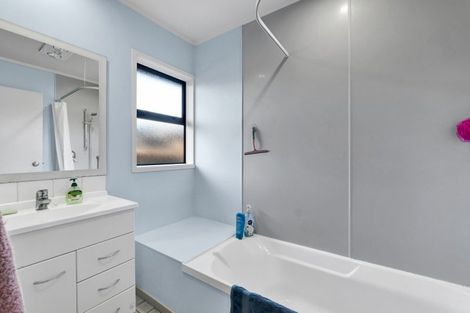 Photo of property in 53 Seyton Street, Stratford, 4332