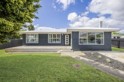 Photo of property in 5 Bunnythorpe Road, Papakura, 2110