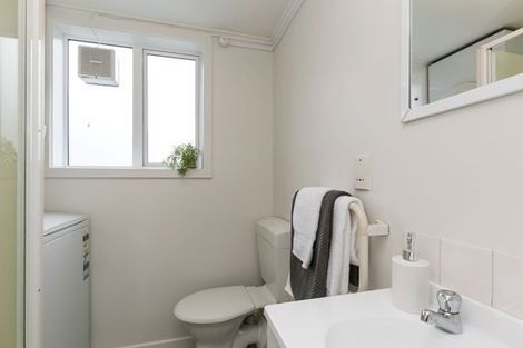 Photo of property in Windsor Court, 340u3 Tinakori Road, Thorndon, Wellington, 6011