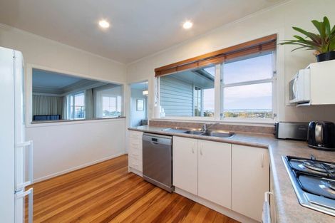 Photo of property in 80 Pleasant Road, Glen Eden, Auckland, 0602