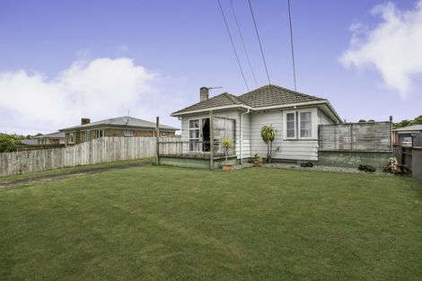 Photo of property in 32 Montgomery Avenue, Pukekohe, 2120