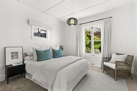 Photo of property in 14 Bay View Road, Bluff Hill, Napier, 4110