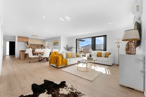 Photo of property in 11 Dolcetto Place, Pokeno, 2402