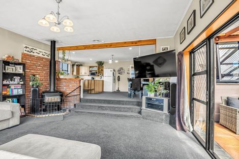 Photo of property in 18 Harlech Street, Oamaru North, Oamaru, 9400