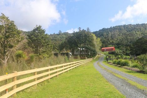 Photo of property in 4 Broadleaf Way, Kinloch, 3377