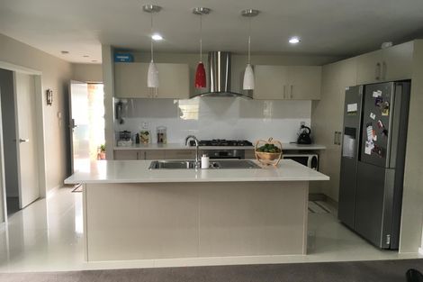 Photo of property in 240 Harbourside Drive, Karaka, Papakura, 2113