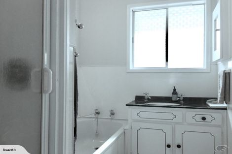 Photo of property in 1/34 Campbell Road, Onehunga, Auckland, 1061