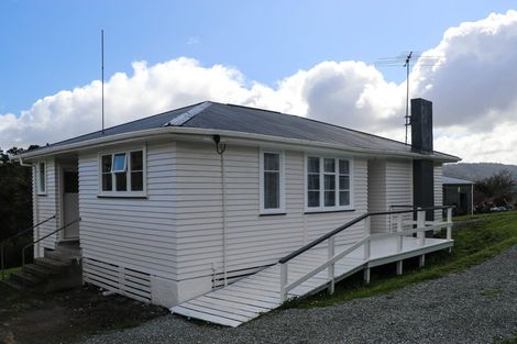 Photo of property in 10 Smeath Road, Kawakawa, 0210