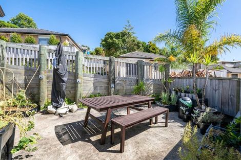 Photo of property in 1 Puarangi Lane, Stanmore Bay, Whangaparaoa, 0932