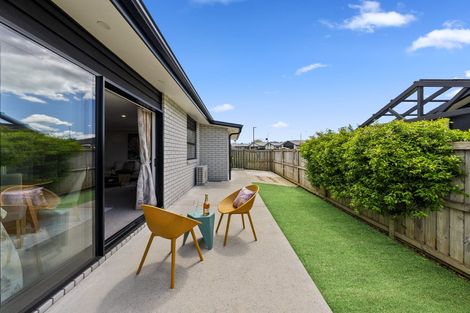 Photo of property in 16 Mclean Street, Pokeno, 2402