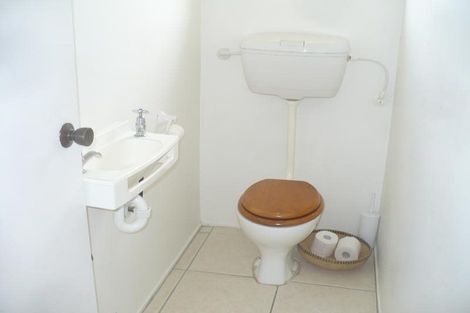 Photo of property in 221 Don Buck Road, Massey, Auckland, 0614