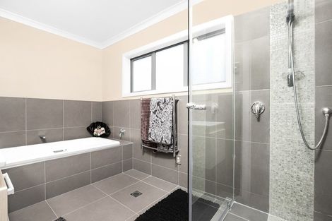 Photo of property in 11 Anselmi Ridge Road, Pukekohe, 2120
