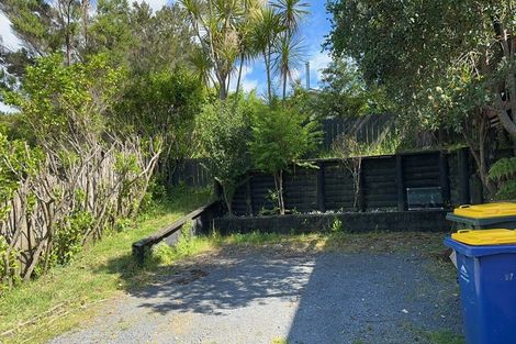 Photo of property in 17 Sispara Place, Beach Haven, Auckland, 0626