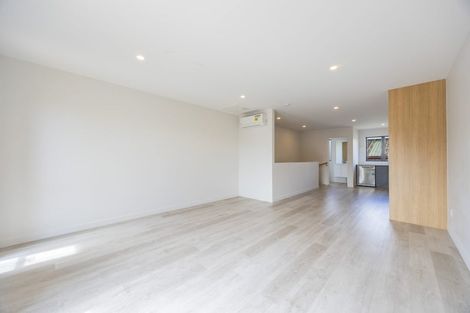 Photo of property in 8 Parenga Lane, Kumeu, 0810