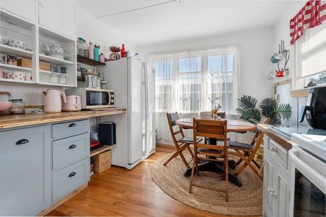 Photo of property in 32 Kummer Crescent, Masterton, 5810