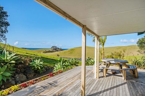 Photo of property in 408 Taiharuru Road, Taiharuru, Onerahi, 0192