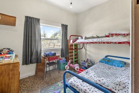 Photo of property in 49 Kirk Street, Otaki, 5512