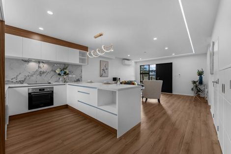 Photo of property in 7/1 Benita Place, Sunnyvale, Auckland, 0612
