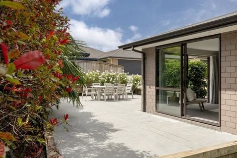Photo of property in 87 Margaret Drive, Omokoroa, 3114