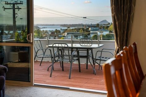 Photo of property in 8 Utopia Park Heights, Welcome Bay, Tauranga, 3112