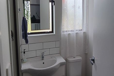 Photo of property in 16 Hunter Street, Westport, 7825