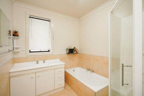 Photo of property in 4 Fraser Street, Waikiwi, Invercargill, 9810