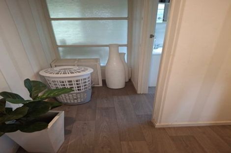 Photo of property in 1/14 Frieston Road, Milford, Auckland, 0620