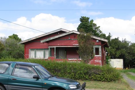 Photo of property in 62 Island Bay Road, Beach Haven, Auckland, 0626
