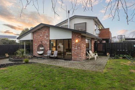 Photo of property in 9 Ludlow Place, Parklands, Christchurch, 8083