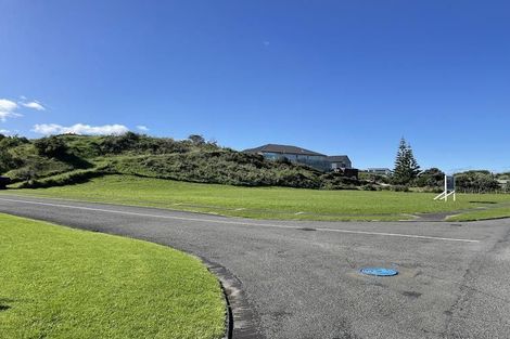 Photo of property in 16 Longbeach Drive, Castlecliff, Wanganui, 4501