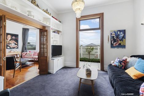 Photo of property in 50 Overtoun Terrace, Hataitai, Wellington, 6021