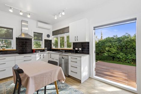 Photo of property in 49 Upper Watt Street, Wadestown, Wellington, 6012
