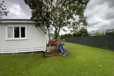 Photo of property in 8 Guy Street, Waipawa, 4210