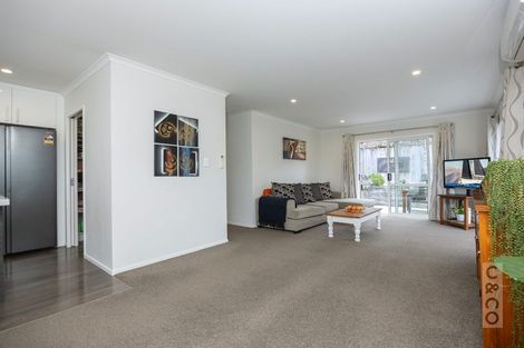 Photo of property in 11 Jessie Rise, Riverhead, 0820