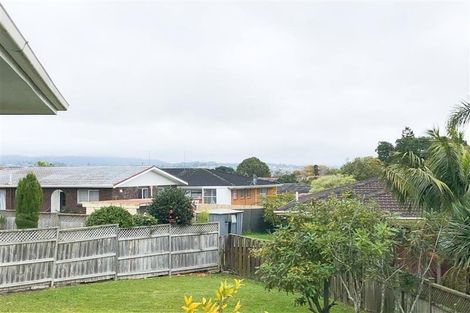 Photo of property in 42 Miltonia Avenue, Te Atatu South, Auckland, 0610