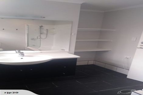 Photo of property in 2 Willow Road, Hillcrest, Hamilton, 3216